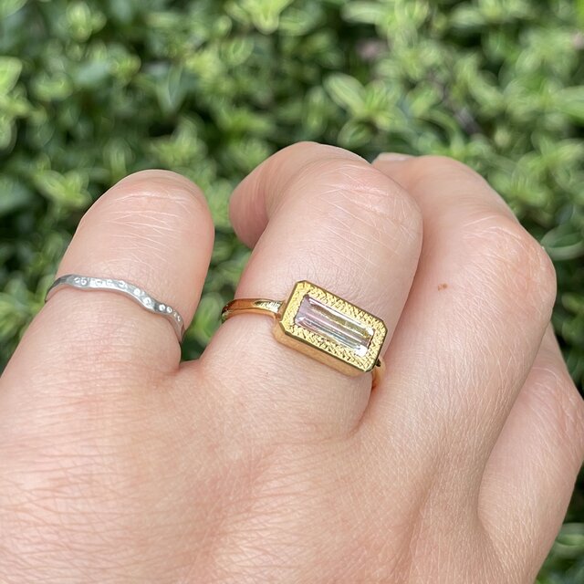 バイカラートルマリン 0.89ct ピンクからクリアー 淡くはかない移ろい