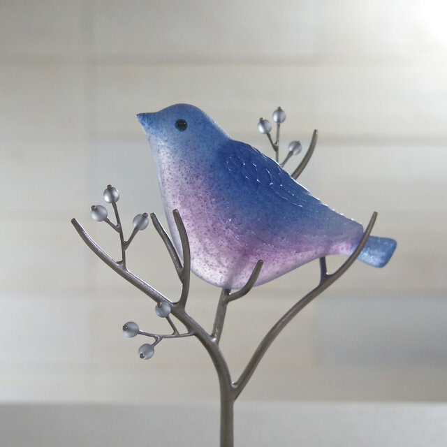 鳥のオブジェ［紫陽花色］① | iichi 日々の暮らしを心地よくする