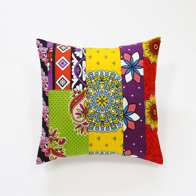 カンガのクッションカバー（ パッチワーク ）45×45 アフリカ布