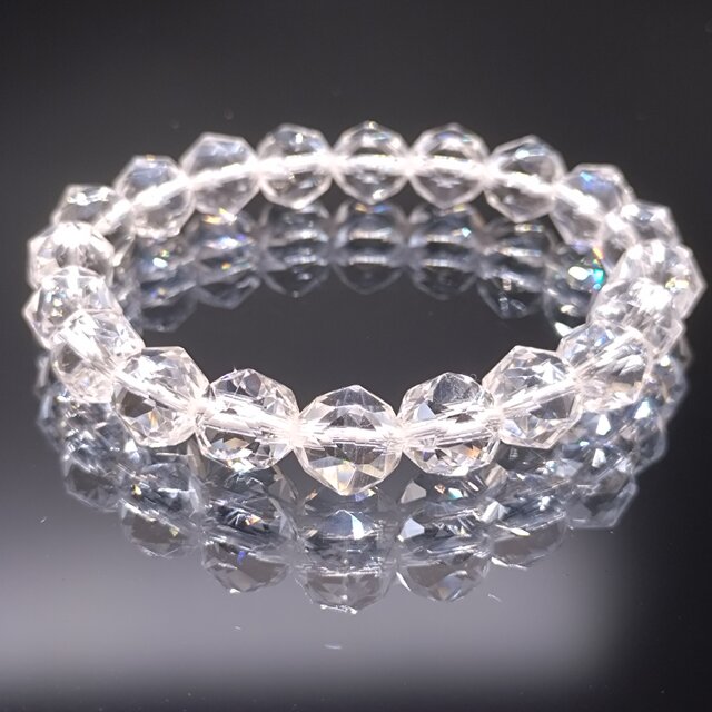 水晶・8mm【極上プレミアムスターカット】5A ブレスレット | iichi