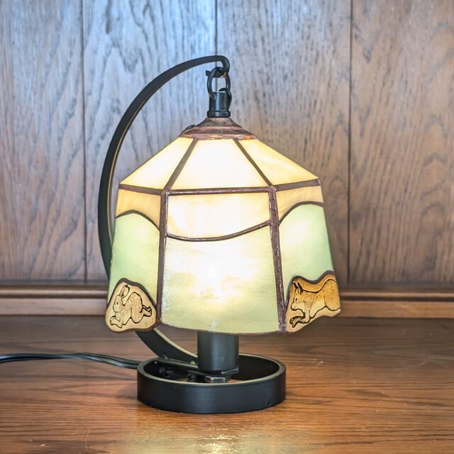 LEDライト【ウサギとキツネ】ステンドグラス 置き型 コンセントタイプ