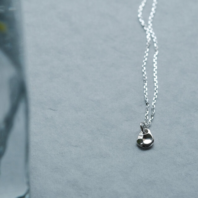 極小 クレーター テクスチャー ネックレス シルバー925