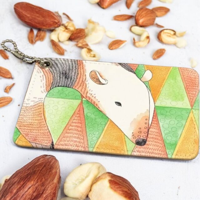 森の実売り｜パスケース（ミナミコアリクイ／モピーリカ）