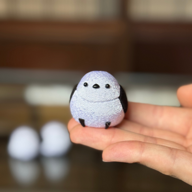 木目込み シマエナガ | iichi 日々の暮らしを心地よくするハンドメイド