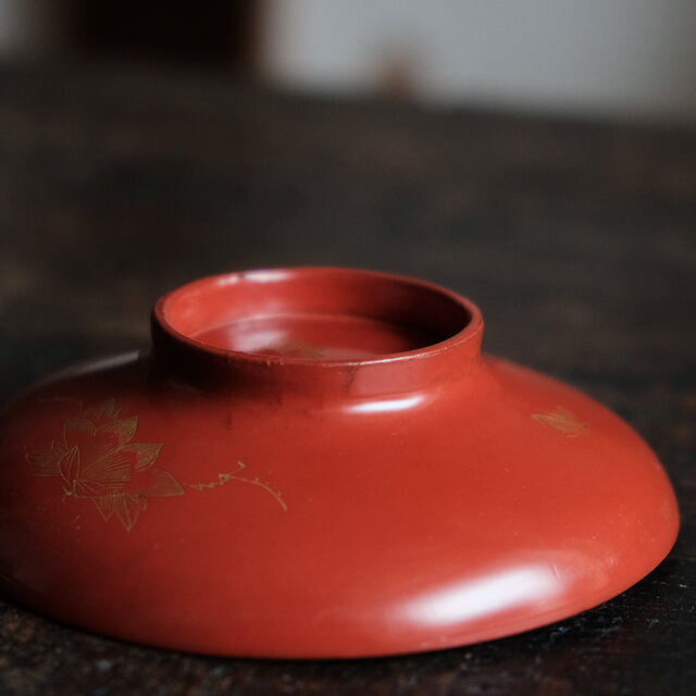 花と蝶々◆古輪島塗　漆芸沈金蓋付椀5客セット　赤　骨董・antiques 大正期 花と蝶々◇古輪島塗 漆芸沈金蓋付椀5客セット 赤 骨董・antiques