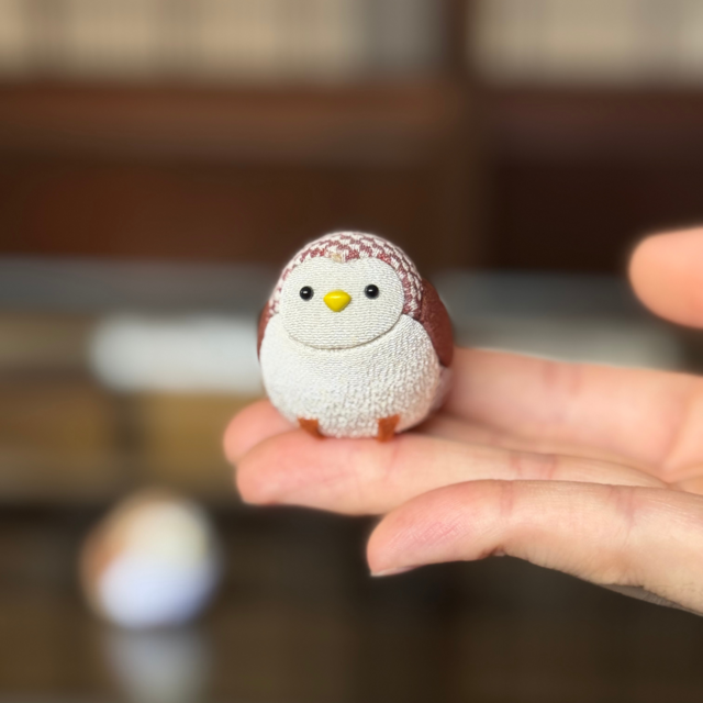 木目込み フクロウ(柄) | iichi 日々の暮らしを心地よくする