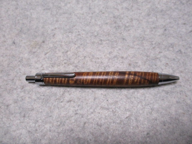 ハワイアンコア カーリー杢 椿油仕上げ 木軸ボールペン(シャープ