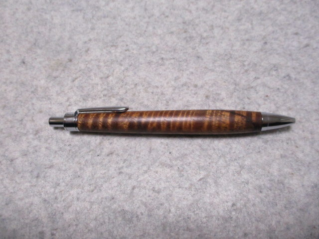 ハワイアンコア カーリー杢 椿油仕上げ 木軸ボールペン(シャープ