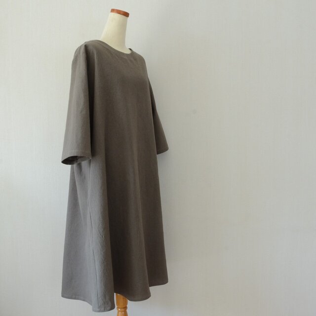 Ｏ様専用オーダーページ　カーキグレーの綿麻ワンピース