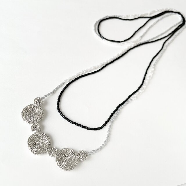 夏新作 ビーズ刺繍ネックレス 大人モノトーン | iichi 日々の暮らしを