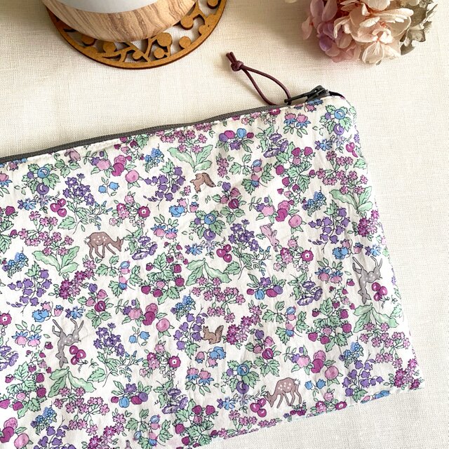 フラットポーチ＊リバティ・ファーガス／ナンシーアン