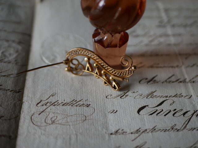 ヴィンテージブローチ ペーストガラス フランス ブロカント | iichi