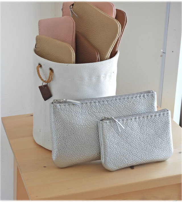 ひろみ★シルバーポーチ★ bad252c7a94445253b6f65071ab966