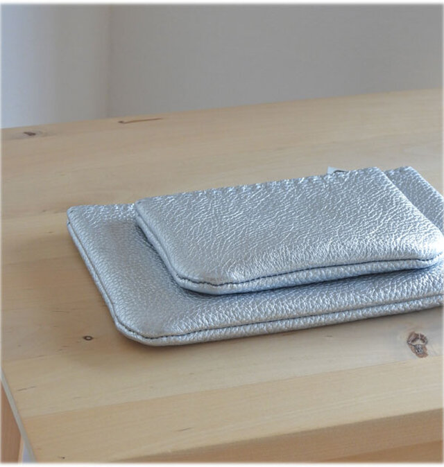 ジップポーチ シルバー Lサイズ | iichi 日々の暮らしを心地よくする