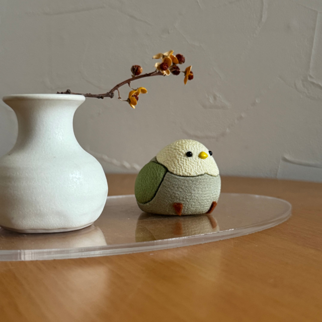 木目込み セキセイインコ（黄緑） | iichi 日々の暮らしを心地よくする