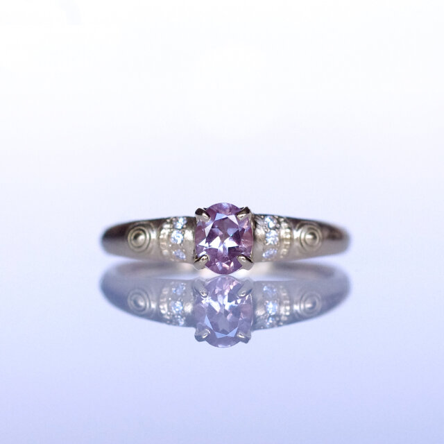 ドラゴンガーネット＆ダイヤK18リング FATA(ファタ）[F015]