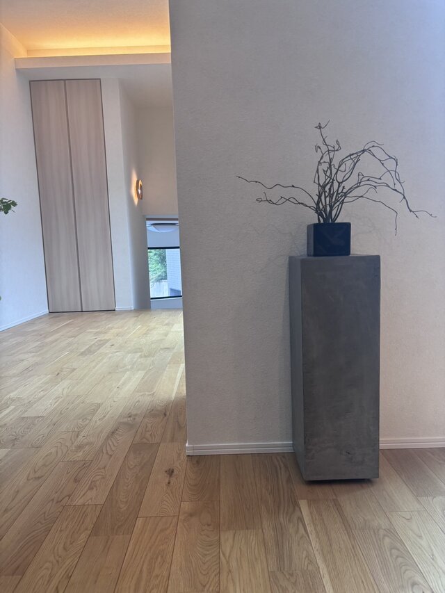 ディスプレイスタンド/フラワースタンド/モルタル調 | iichi 日々の