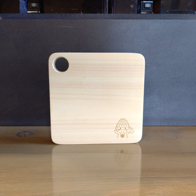 『紀州ひのき カッティングボード Sサイズ』国産木製 まな板 キッチン ミニボード 小さい板 木の板