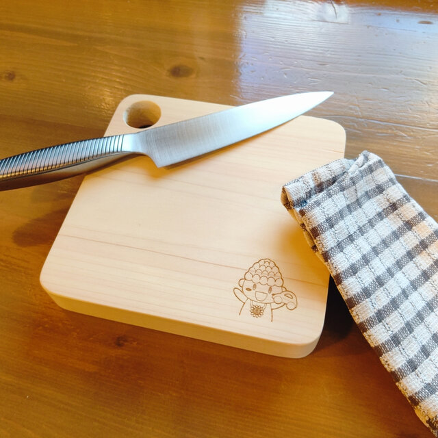 紀州ひのき カッティングボード Sサイズ』国産木製 まな板 キッチン