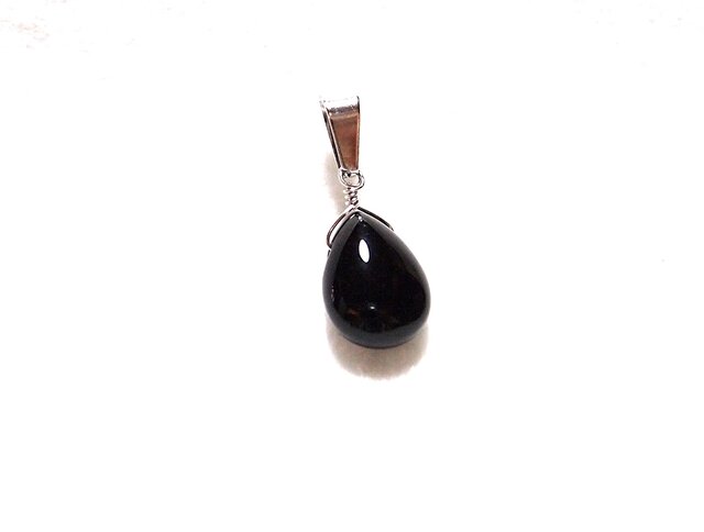 ステンレス* しずくモリオン（黒水晶）のペンダントトップ ネックレス