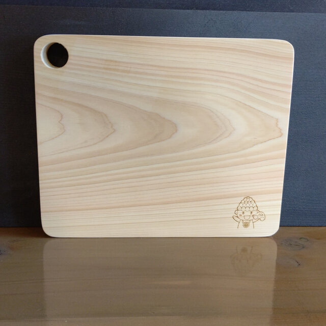 『紀州ひのき カッティングボード Mサイズ』国産木製 まな板 キッチン ミニボード 小さい板 木の板