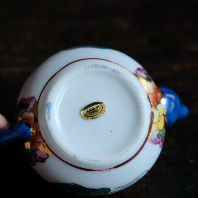 水鳥と桃◇ 未使用品 中国産 色絵金彩小ぶり急須 器 煎茶茶器 チャイナ