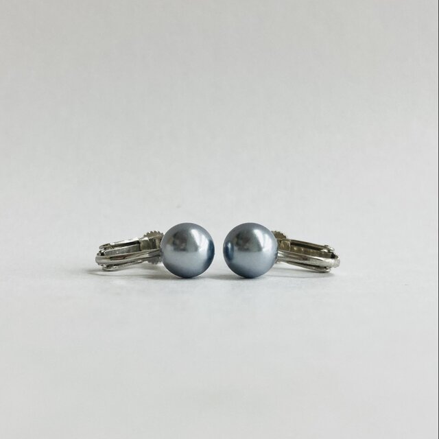ガラスパールイヤリング/約7mm/ライトブルーグレー/made in japan