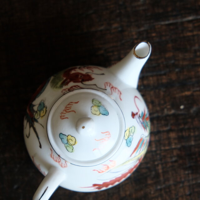 龍と鳳凰◇雲も可愛い。中国産 色絵金彩小ぶり急須 煎茶茶器