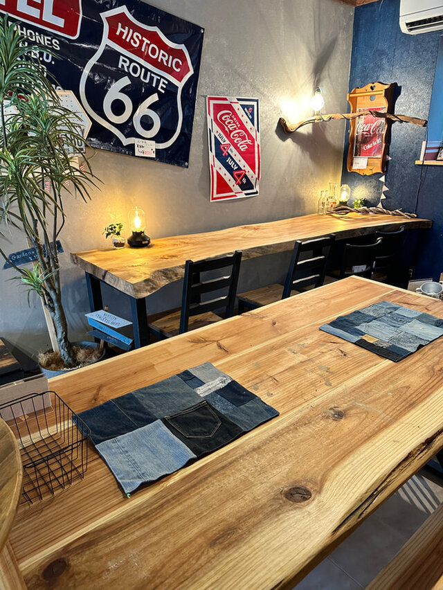 即納OK 世界に一枚。和歌山産 楠の超特大一枚板カウンター【幅2700