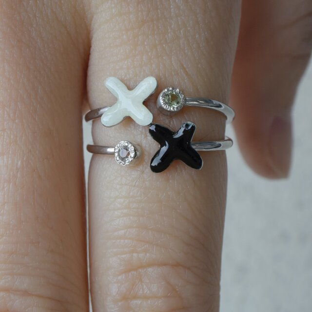 クロスリング　ブラック×クォーツ