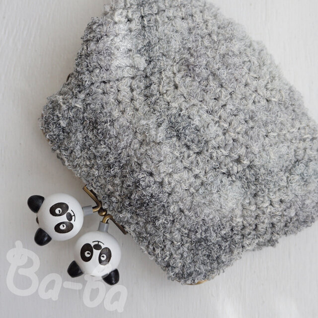 ばあば作 仲良しパンダのさらに大きめスクエアがま口（xiongmao