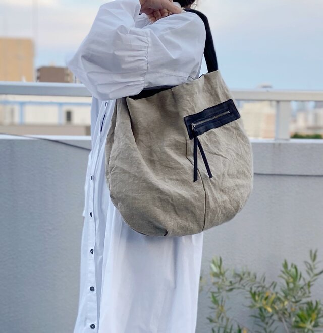 フランス軍リネン&馬革＊ソフトで軽い大きめショルダーバッグ＊A4収納