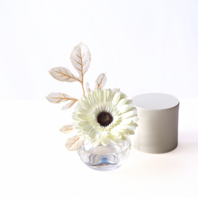 ガーベラの一輪挿し〈白〉｜枯れないアーティシャルフラワー（造花）