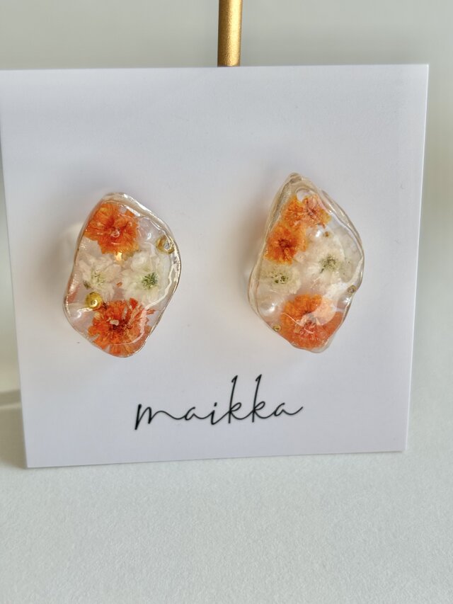 ピアスハーバリウムかすみ草オレンジ花黄色推し活着物卒業式春