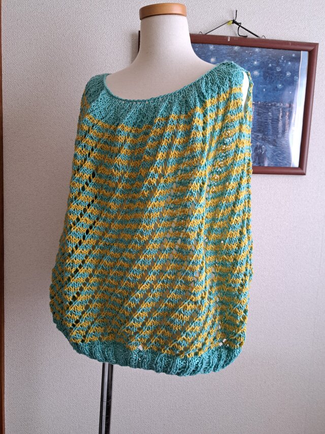 ウクライナカラーのノースリーブ