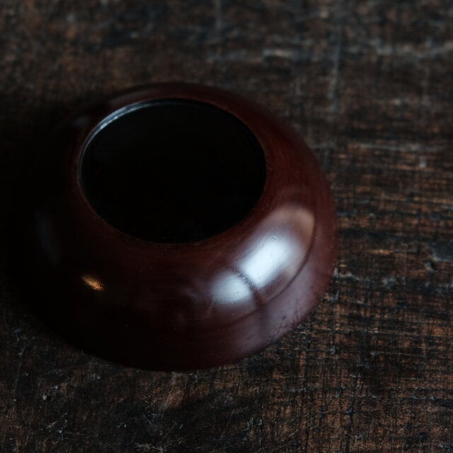 滲み出る古美術感◇漢字と人物と風景。時代物漆芸蒔絵深皿 漆器 骨董