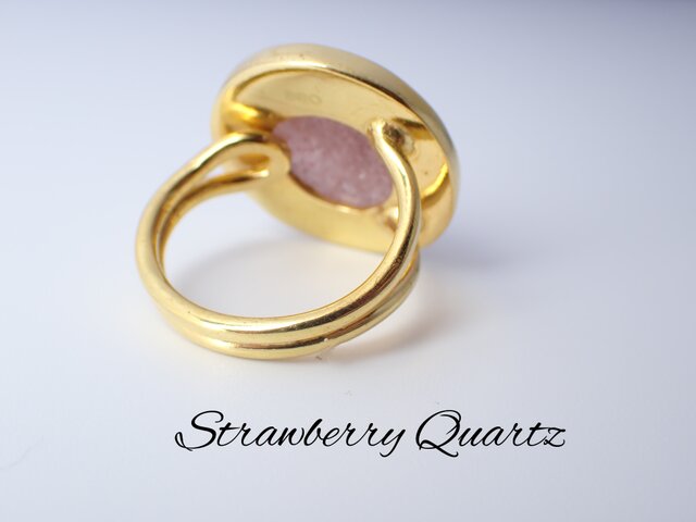 最新作☆『StrawberryQuartz』の世界でひとつの天然石
