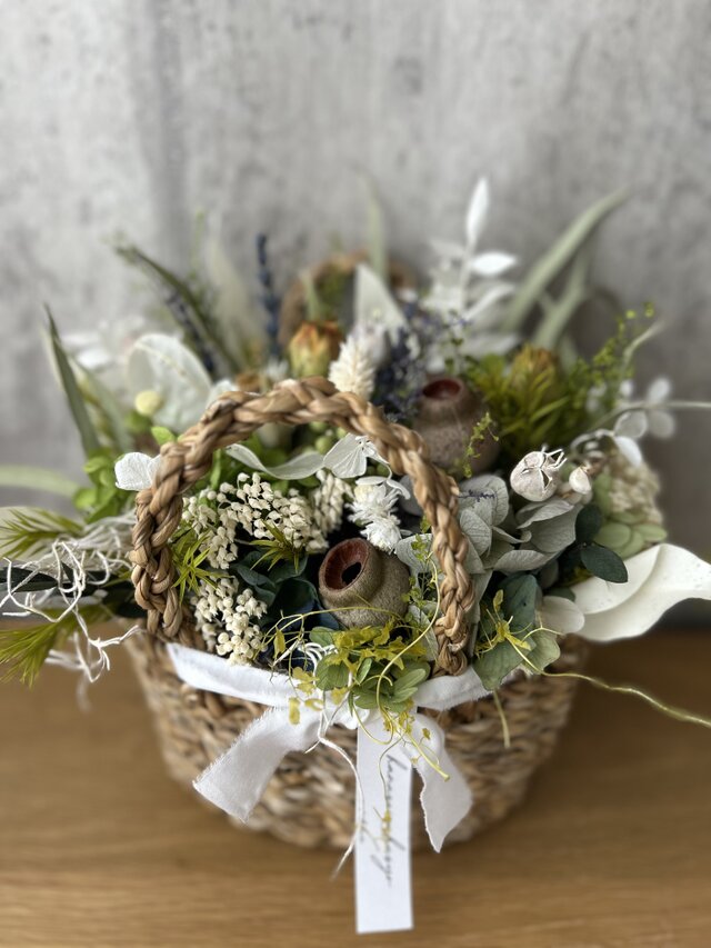 A25001 お花たっぷりアレンジメント