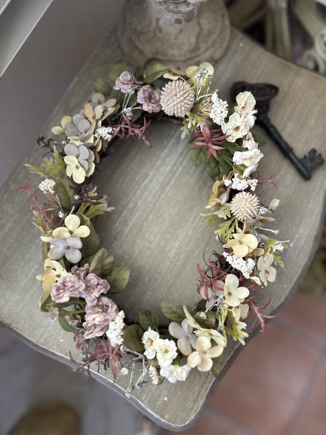 オーバルリース ポンポンローズ | iichi 日々の暮らしを心地よくする