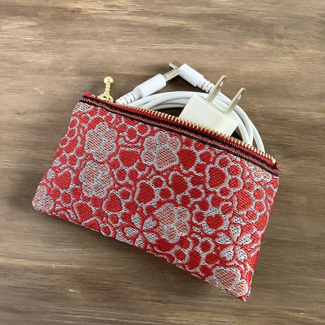 【肉球と桜】畳縁　ぺたんこ　小銭入れ　ミニポーチ　カードケース　和風　赤　銀　足あと　犬　猫