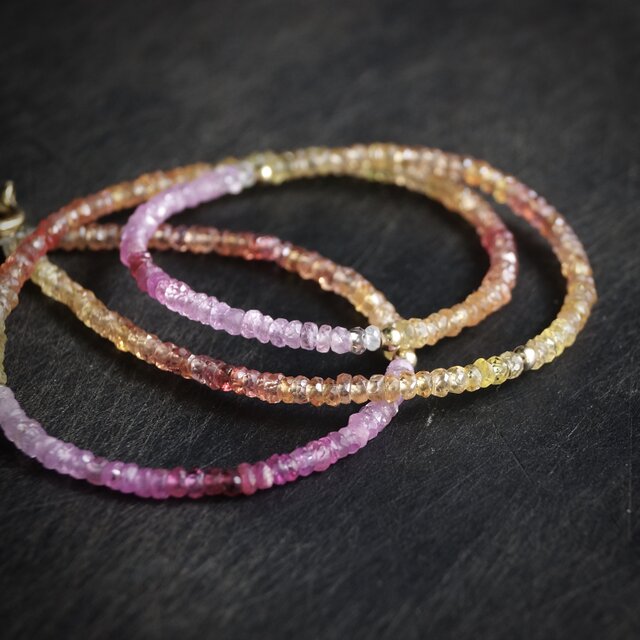 [NY] サファイアのネックレス（ピンク・イエロー・オレンジ）