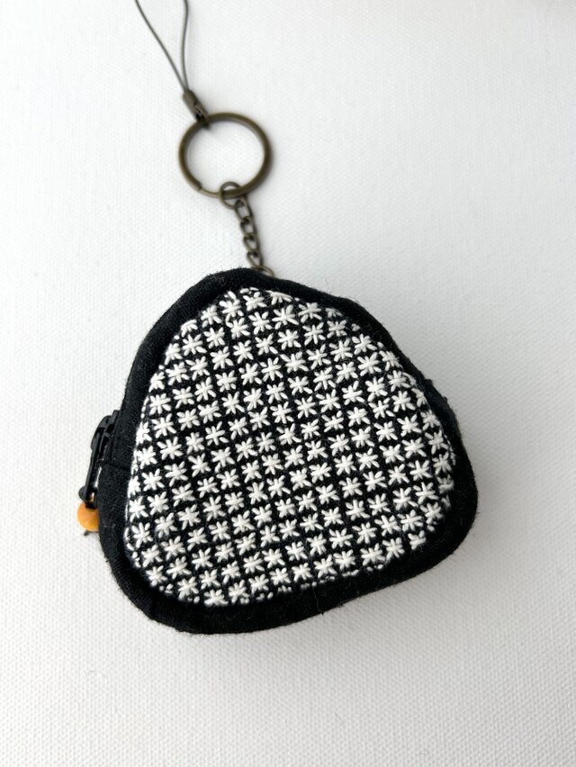 おにぎり型ポーチ(のり巻きタイプ)