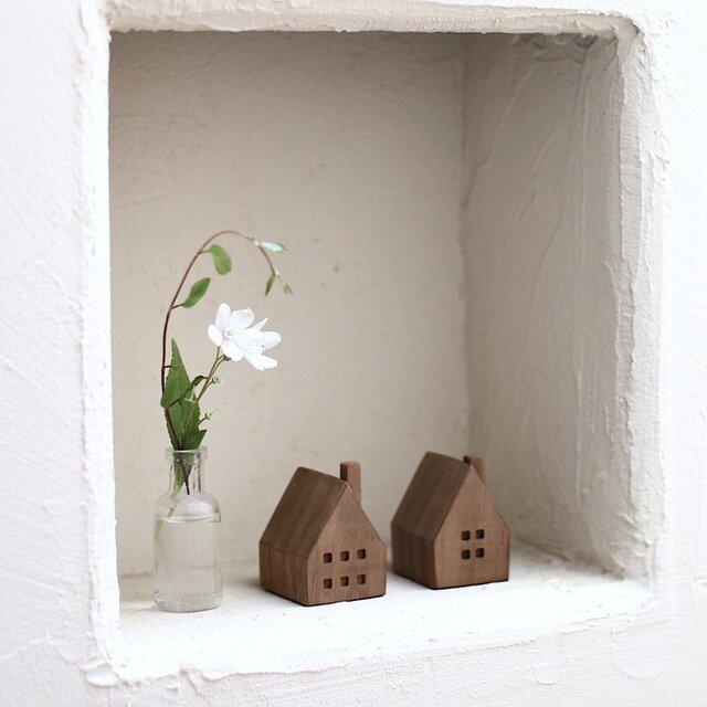 欅 インテリア オブジェ ハンドメイド 小さな木の家ーヨーロッパの民家47ー民家モチーフのインテリアオブジェ