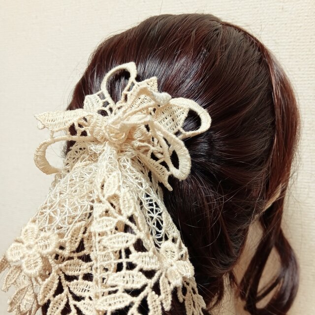 アンティークレースのポニーフック | iichi 日々の暮らしを