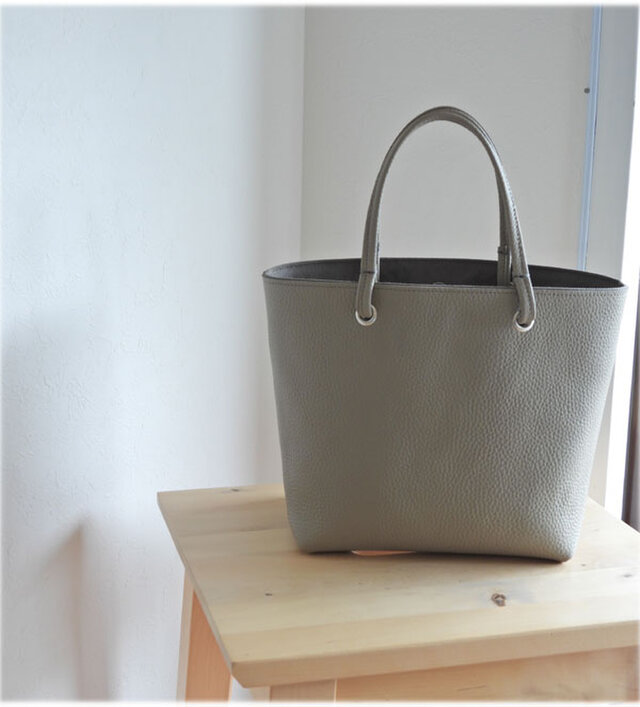 レザーミニトート（ レザー細ハンドル ）　　マットなラテグレージュ