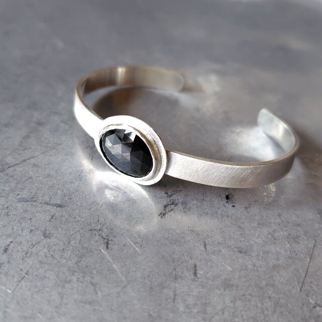 シルバー925 オーバル型 オニキス　バングル シルバー バングル （オニキス）