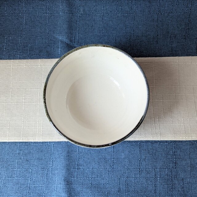 ブルーラインのご飯茶碗 【手仕事 民藝 和 陶器 窯元】 | iichi 日々の