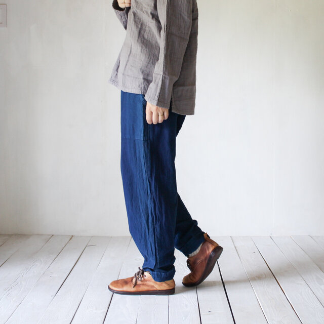 iroha｜草木染めコットンパンツ／群青色・テーパード・ユニセックス