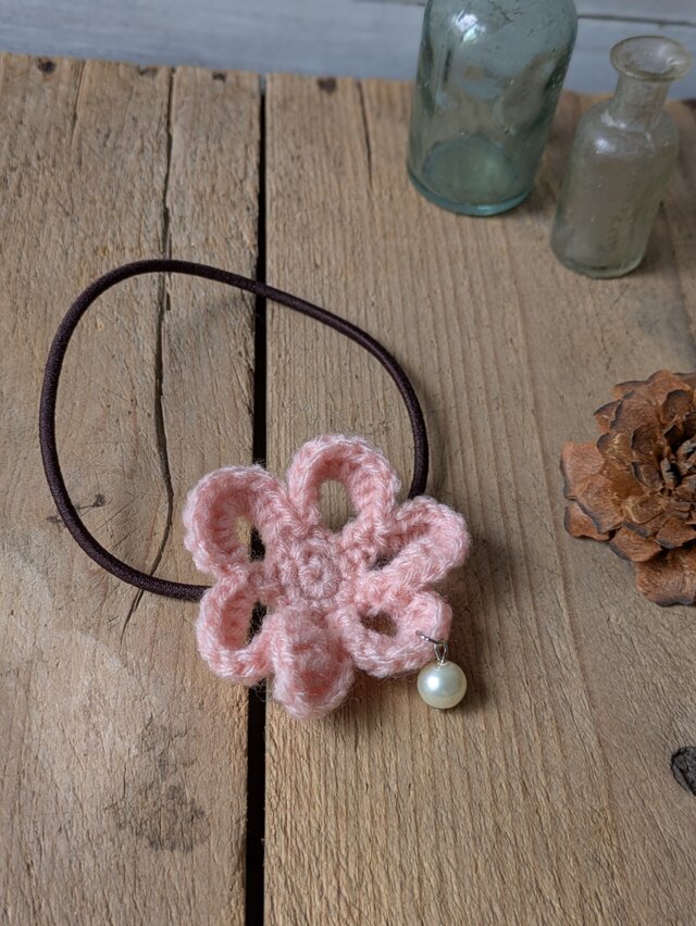 シンプルフラワービーズヘアゴム