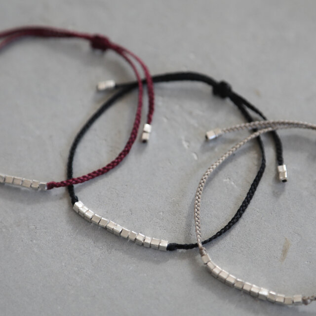 Karen silver bracelet / cube | iichi 日々の暮らしを心地よく
